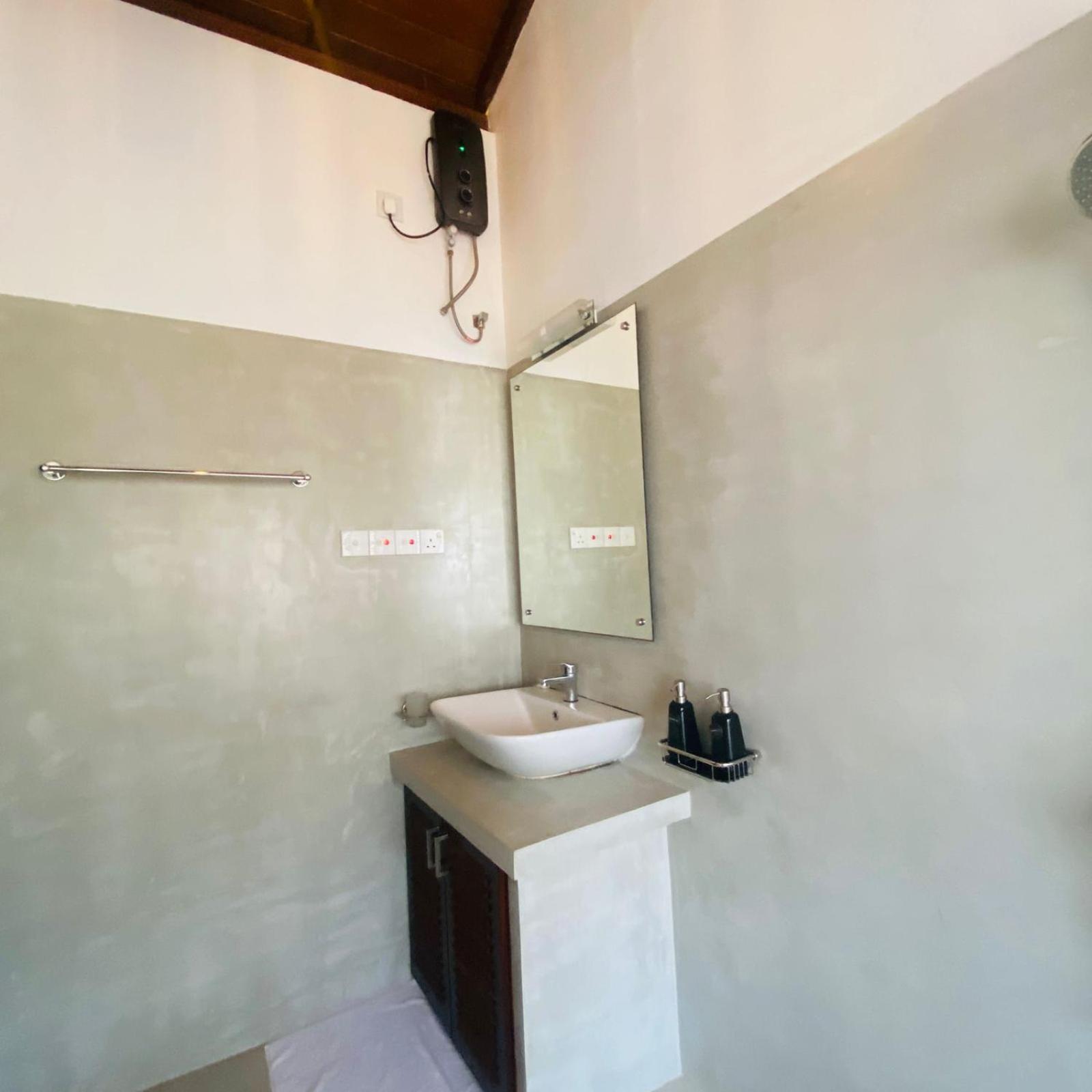 Shima Guni Beach Club Hotel Matara Værelse billede