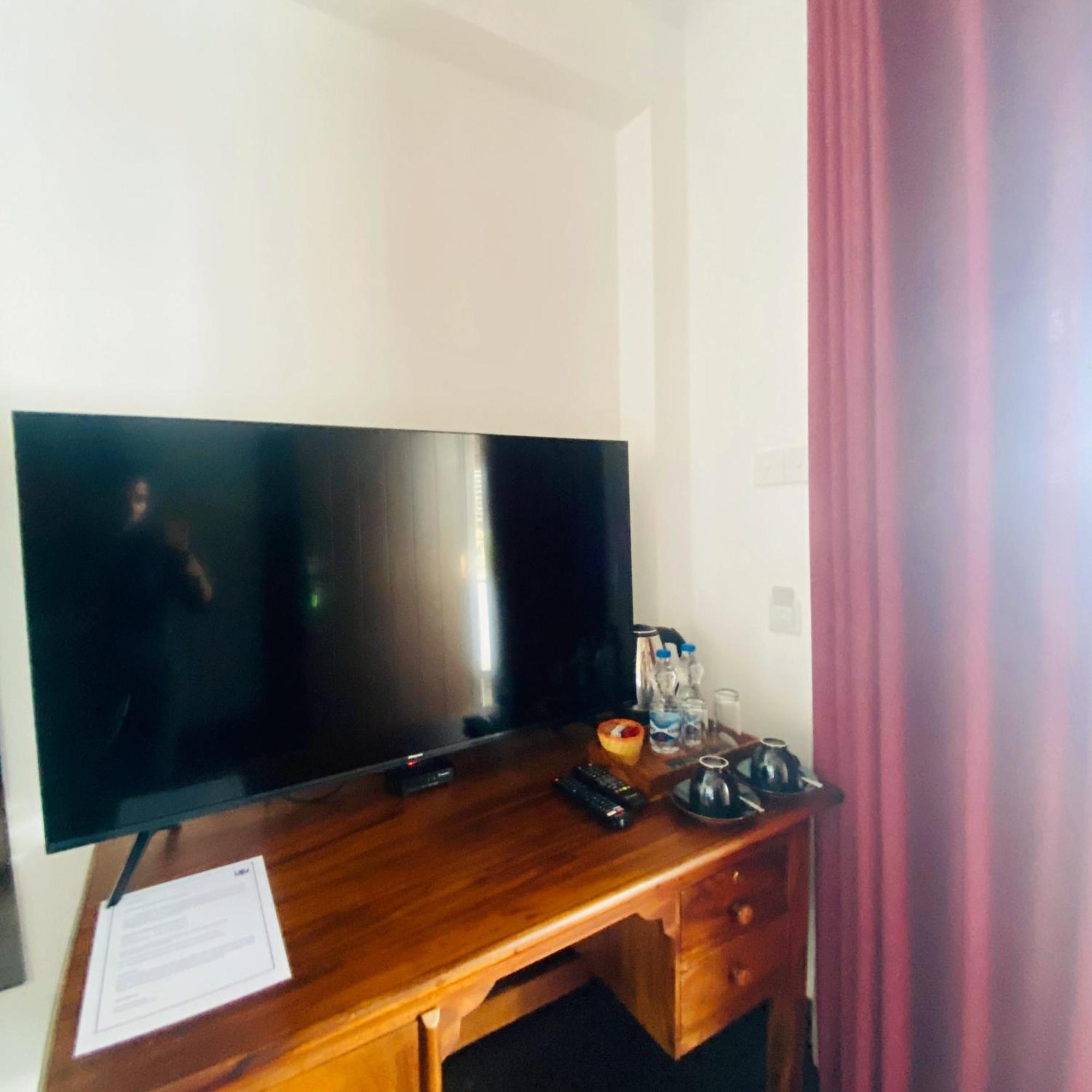Shima Guni Beach Club Hotel Matara Værelse billede